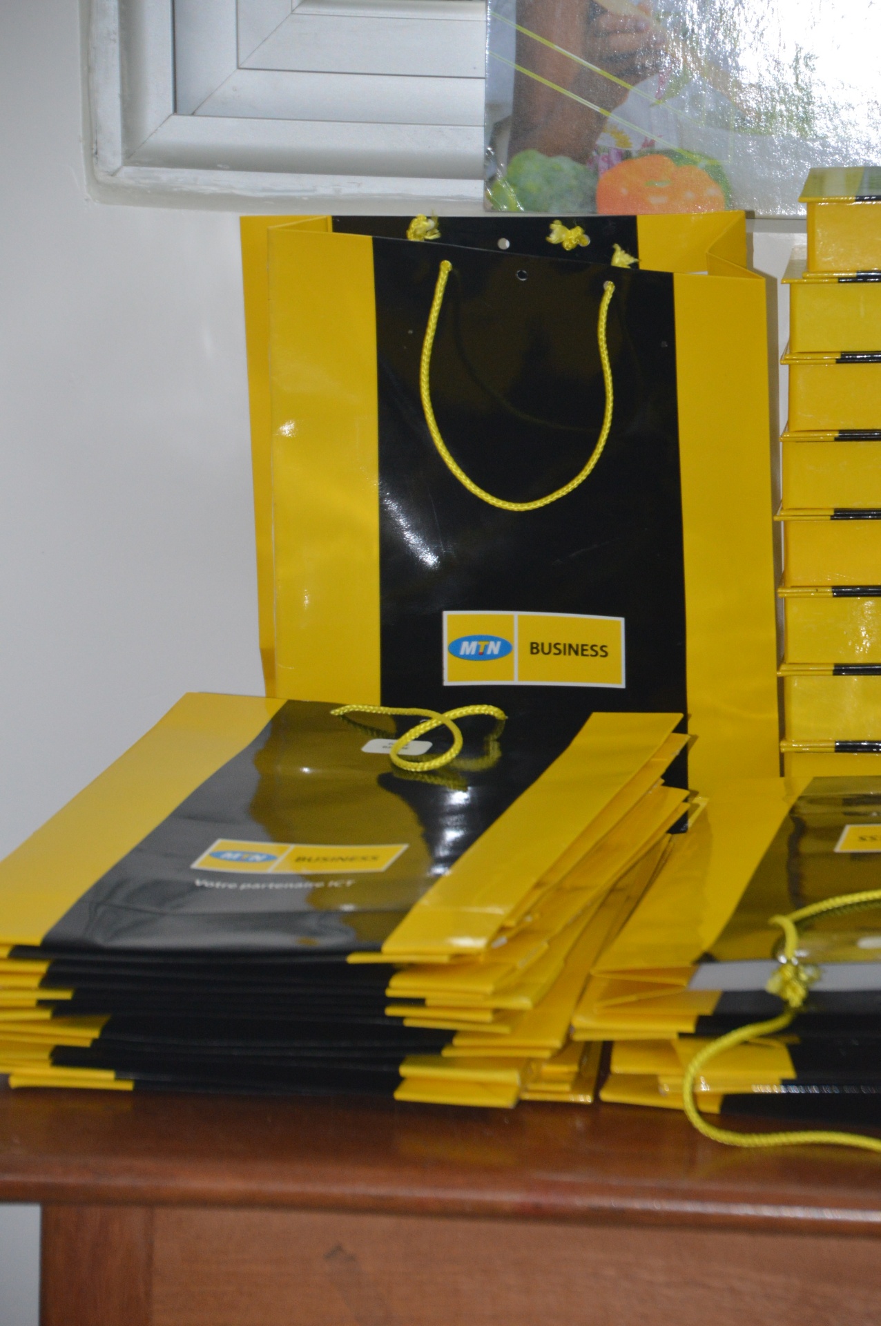 Sacs personnalisés MTN Business — production Espace Ansath